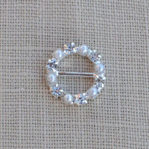 Cheap Vintage Wedding Small Pearl and  Diamante Buckle Wedding Slider  | Diamante Embellishments